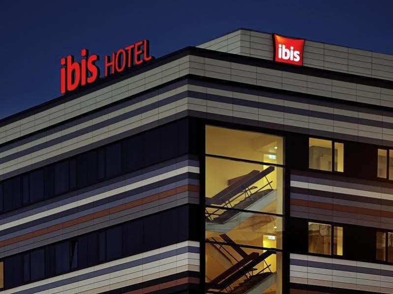 Ibis Centre 3*